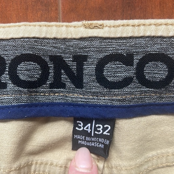 Men’s Khaki pant - Picture 2 of 6